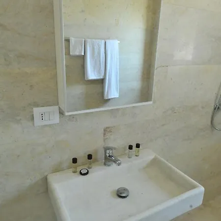 Vila Drini Hotel Golem (Tirana)