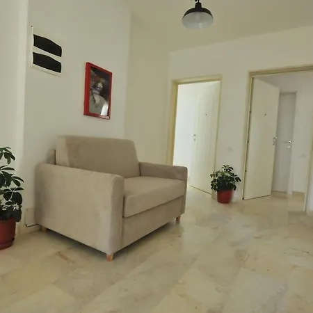 Vila Drini Golem (Tirana)